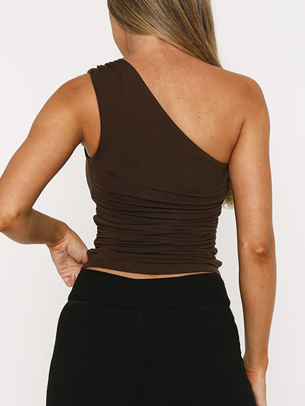 Camiseta sin mangas con un solo hombro que mira al ombligo-3